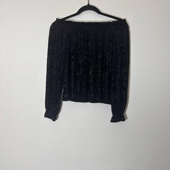 Free people A little twist velvet off the shoulder black top size XS witchy goth - Picture 3 of 13